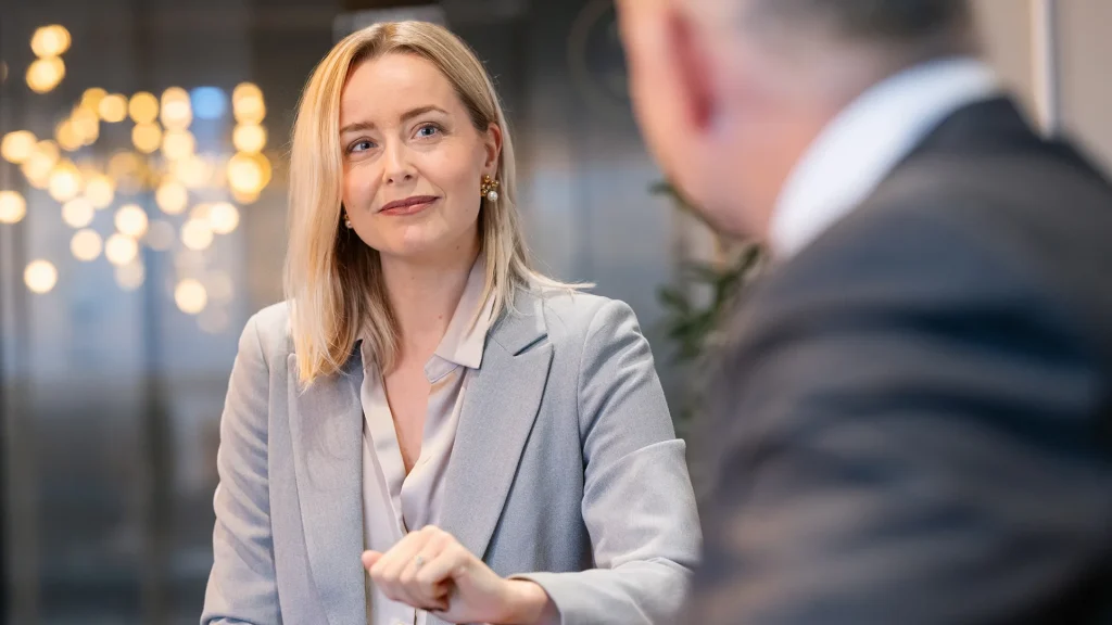 Victoria Andersson is a lawyer specialized in the tech, telecom and fiber industry.